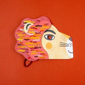 BE WILD - LION MASCARA Y STICKERS